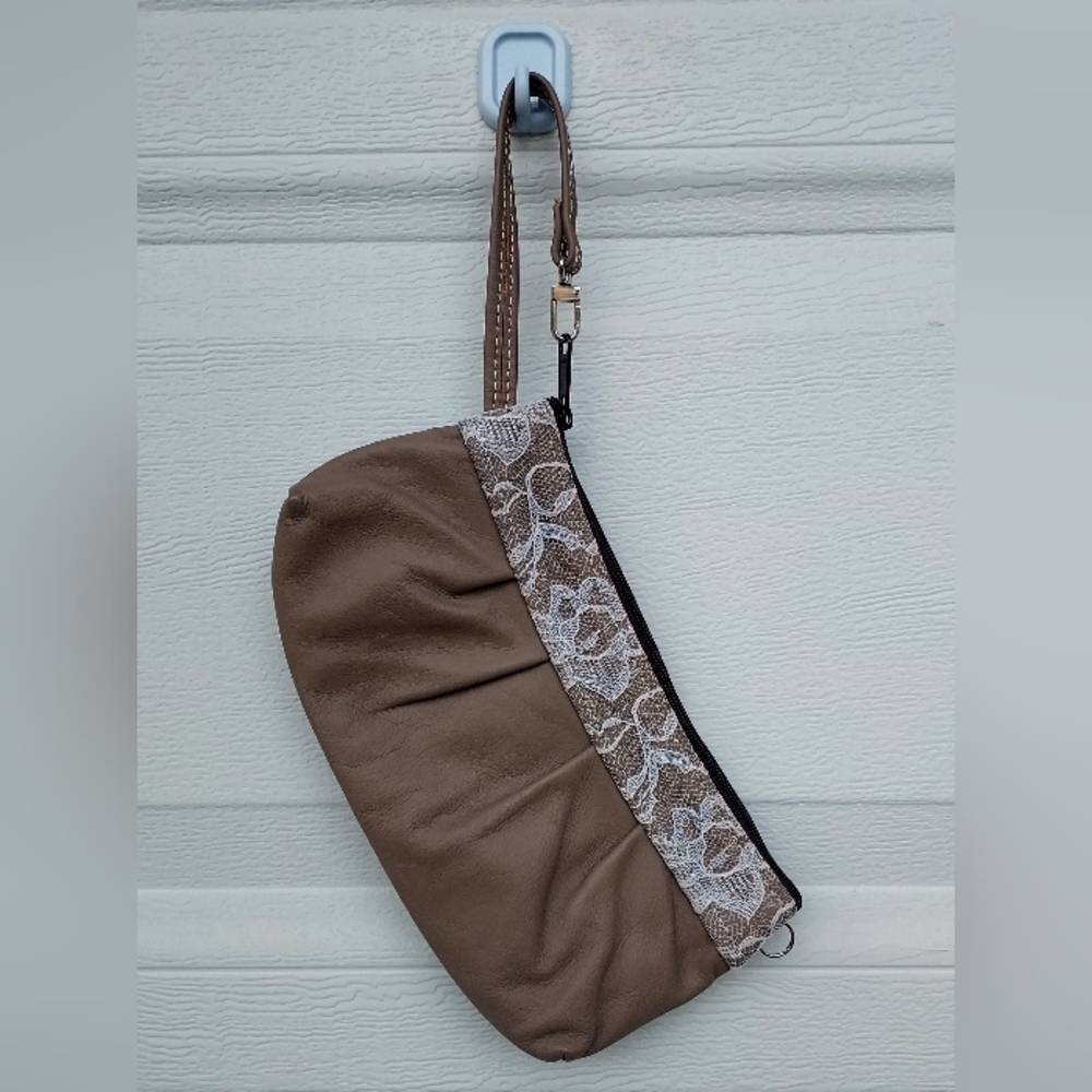 Elegant Tan Clutch with Lace Detail
